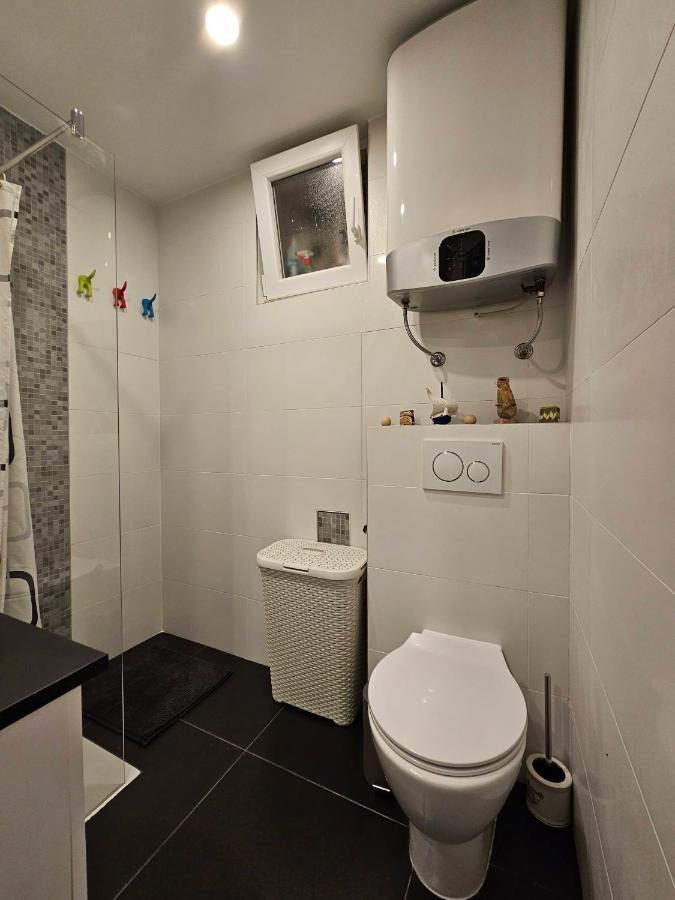 Apartman Carnevalus غييكا المظهر الخارجي الصورة
